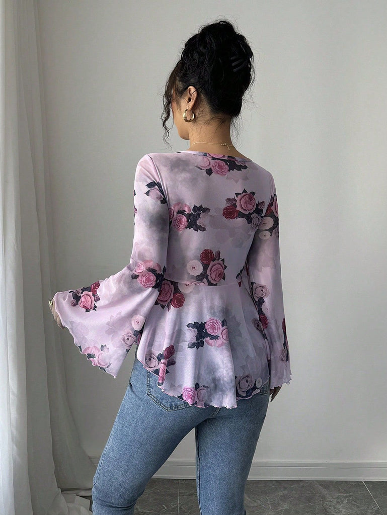 1930s Floral V-Neck Flare Chiffon Blouse - vintage fashion, retro style