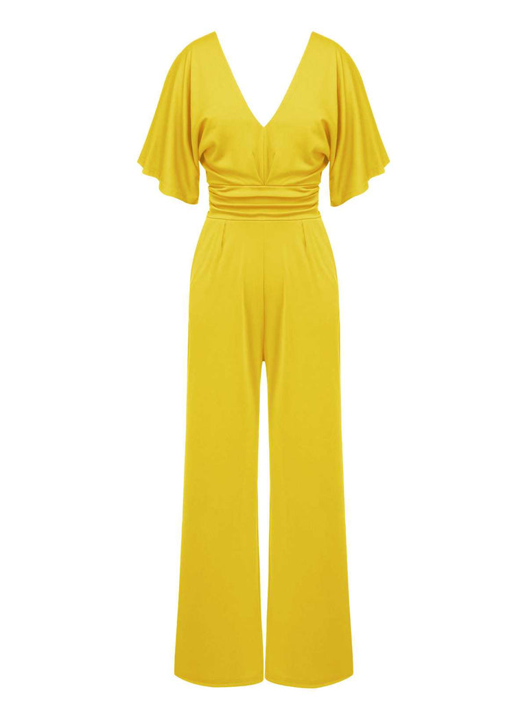 She finds her 1930s story in this 1930s V-Neck Knitted Solid Jumpsuit