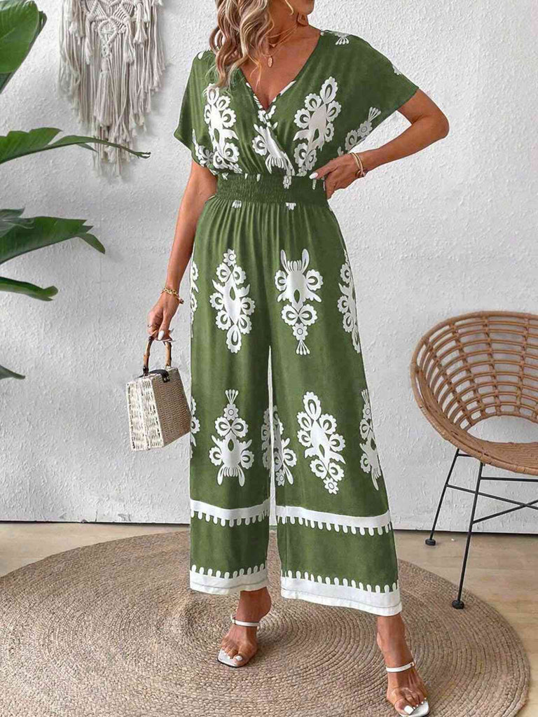 She finds her 1930s story in this 1930s V-Neck National Totem Wideleg Jumpsuit