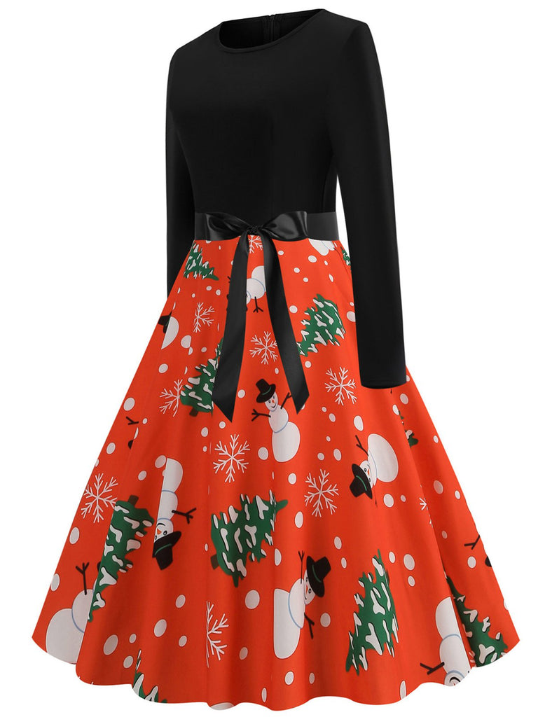 This 1950s Christmas Crew Neck Patchwork Swing Dress wraps her in 1950s elegance, one twirl at a time