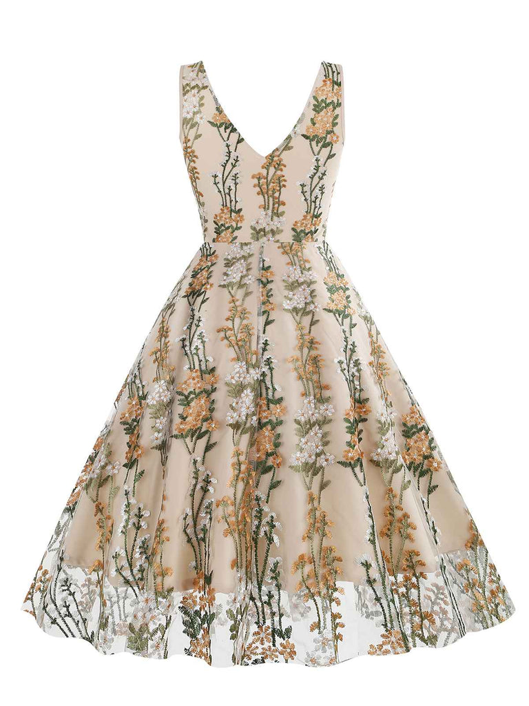 1950s Embroidered Floral V-Neck Swing Dress: timeless style reimagined