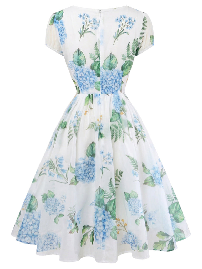 [Pre-Sale] 1950s Floral Print V-Neck Swing Dress, vintage dress, retro fashion, rockabilly, pin-up fashion - perfect for women who love vintage and retro fashion