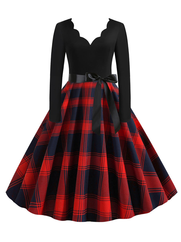 She slips into this 1950s V-Neck Long Sleeves Plaid Swing Dress and suddenly it's a 1950s daydream
