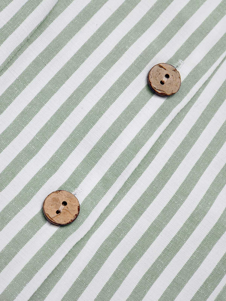 She adds this 1950s V-Neck Stripes Sleeveless Belted Romper and suddenly it's 1950s perfection