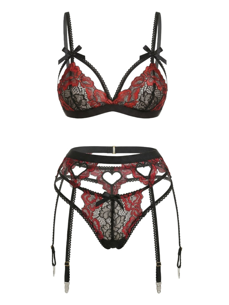 1960s Lace Heart Design Lingerie Set - vintage fashion, retro style