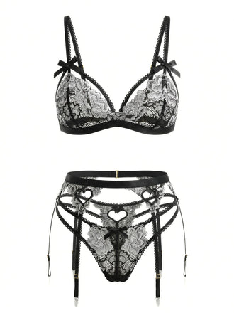 1960s Lace Heart Design Lingerie Set - vintage fashion, retro style