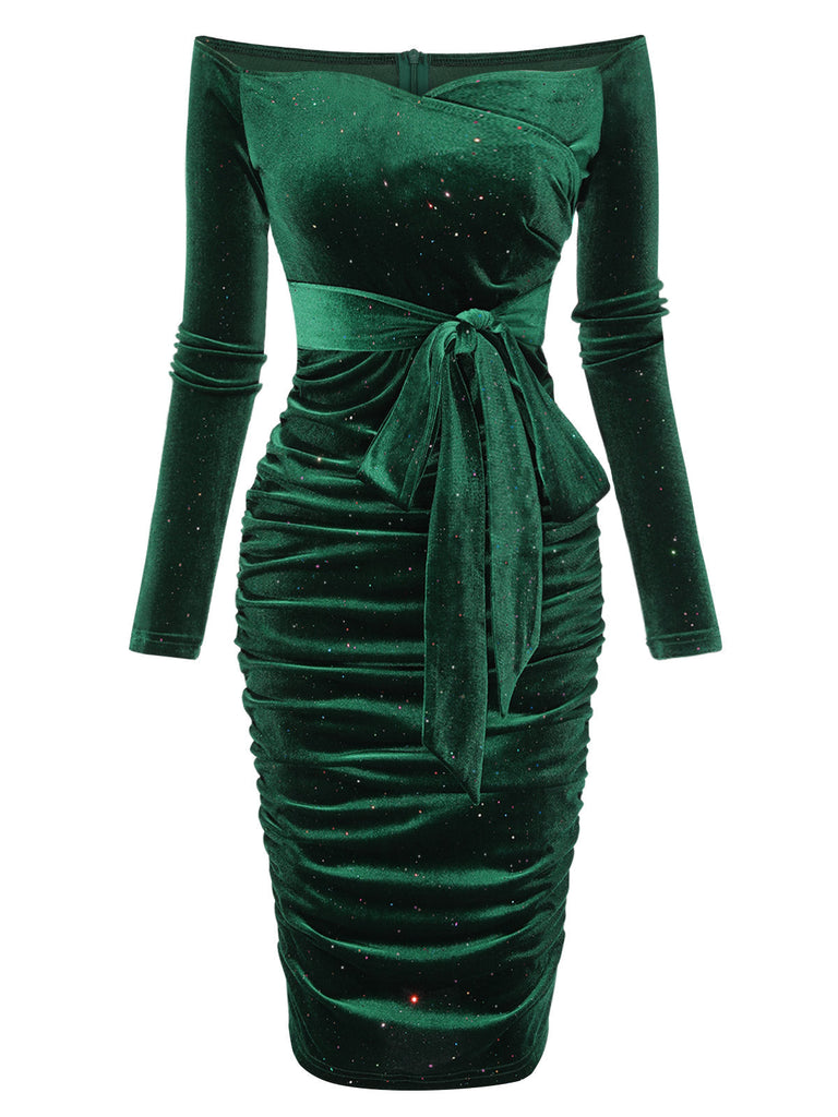 This 1960s Solid Off-Shoulder Velvet Dress wraps her in 1960s elegance, one twirl at a time