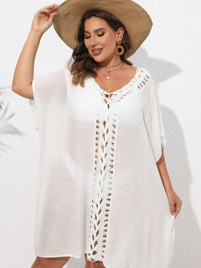 She finds her 1960s story in this 1960s Solid Patchwork Loose Cover-Up