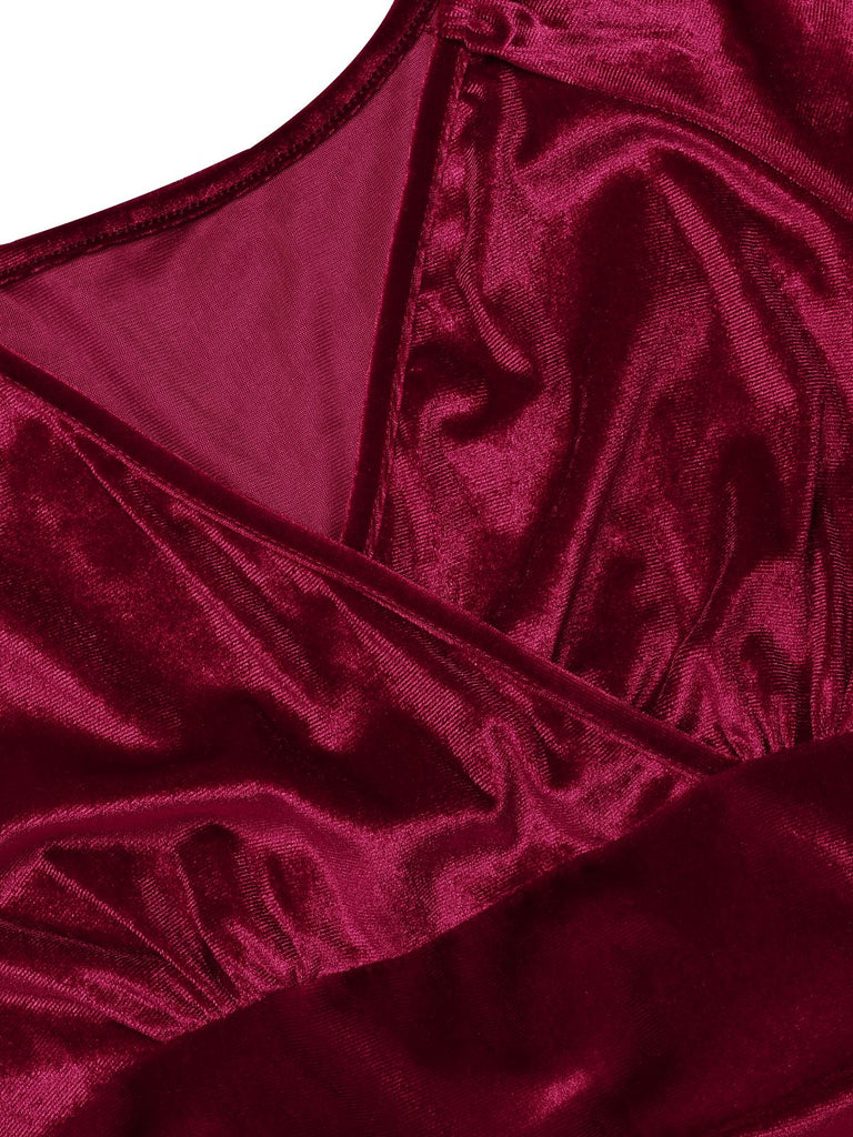 This 1960s V-Neck Velvet Long Sleeve A-Line Dress wraps her in 1960s elegance, one twirl at a time