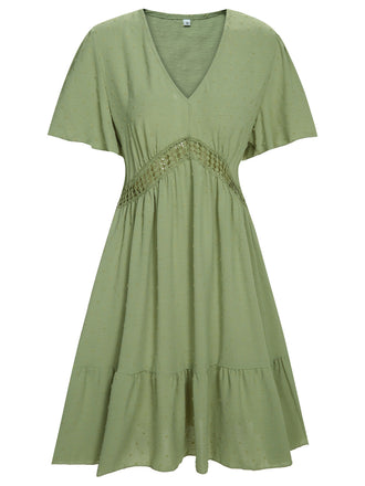 She slips into this 1970s Solid V-Neck Splicing Lace Flare Dress and suddenly it's a 1970s daydream