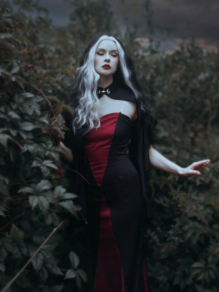 She slips into this 2PCS 1930s Halloween Fishtail Dress & Sheer Coat and suddenly it's a 1930s daydream