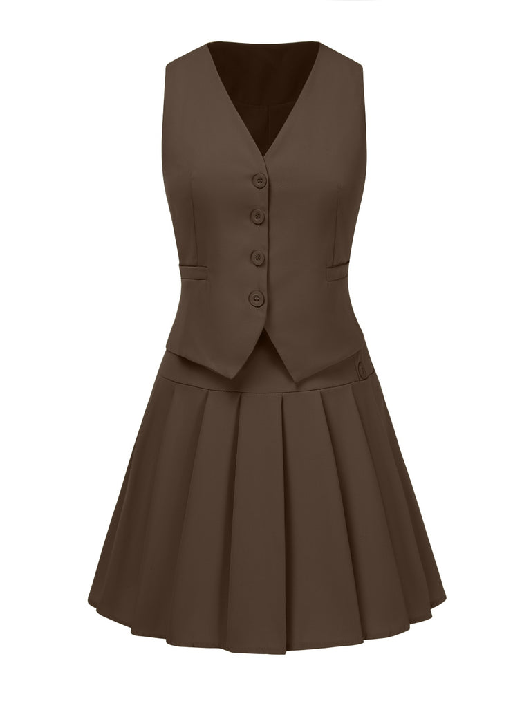 She sways in this 2PCS 1960s Solid Buttons Vest & Pleated Skirt and it's pure 1960s magic