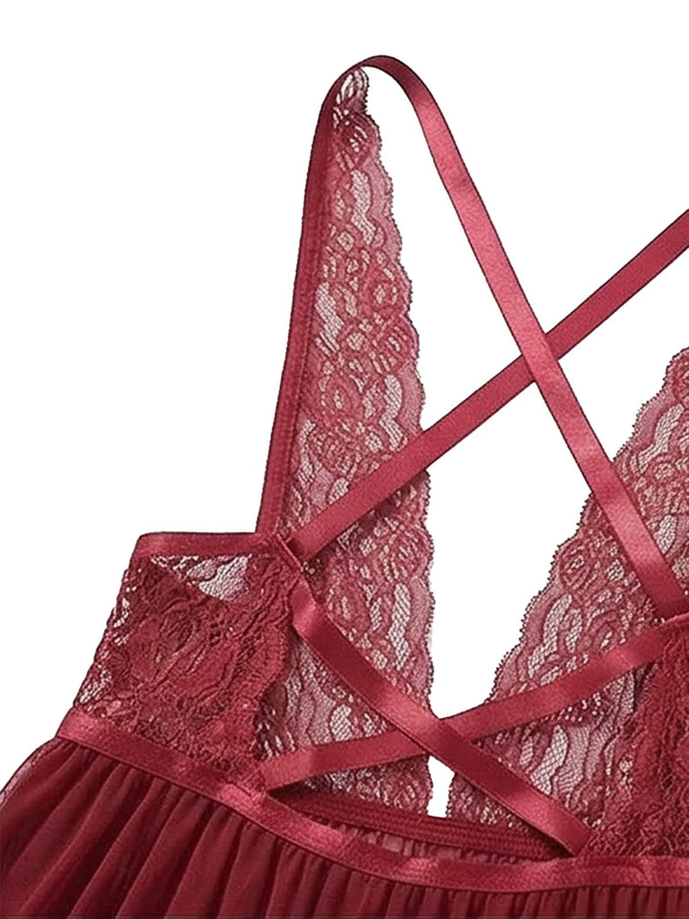 2PCS Deep Red 1980s Lace Color Block Knit Nightgown: beautiful vintage lingerie, retro nightgown, elegant sleepwear with timeless appeal