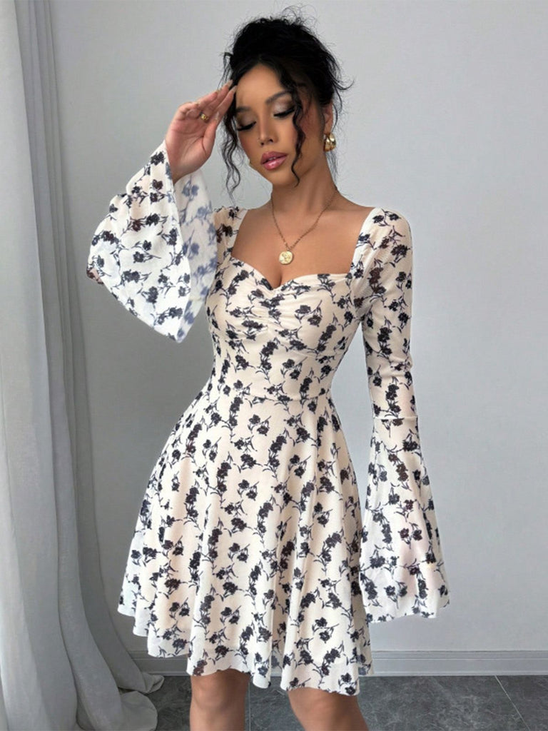 Beige 1950s Floral Sweetheart Mesh Bell-Sleeve Mini Dress: beautiful vintage dress, retro fashion, elegant style with timeless appeal