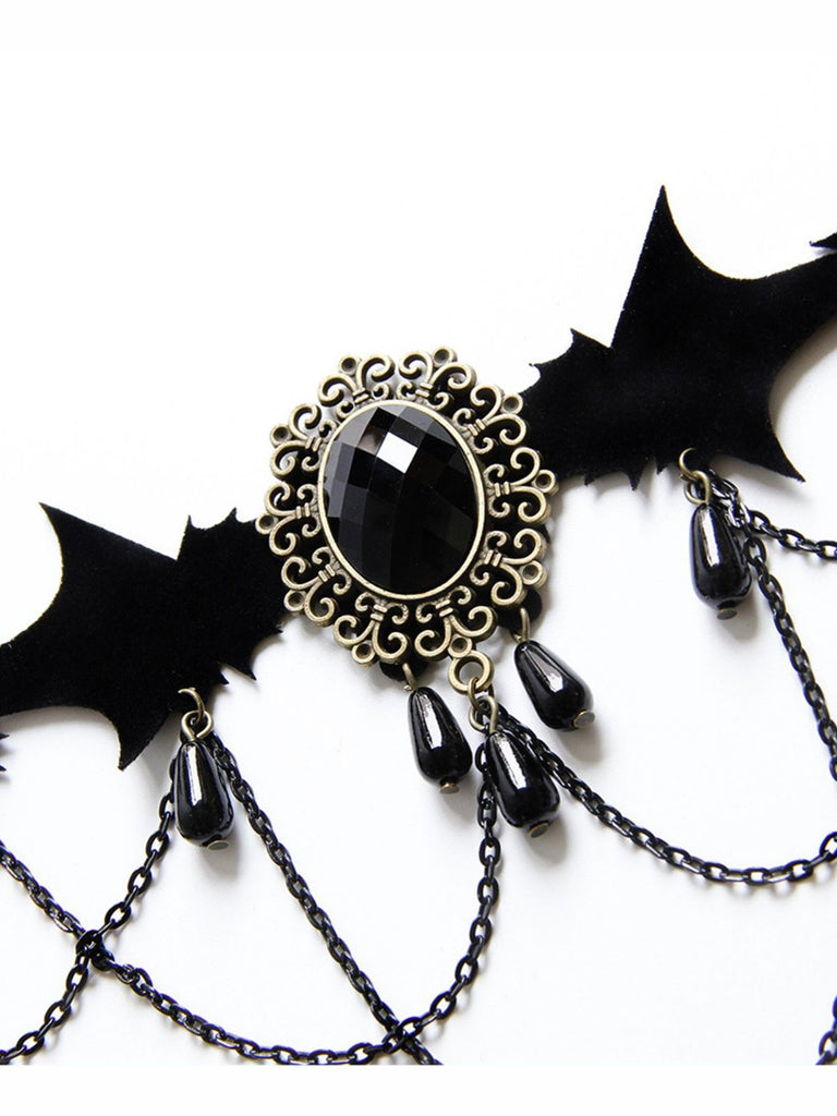 Black Retro Halloween Gemstone Necklace — vintage elegance for the modern woman