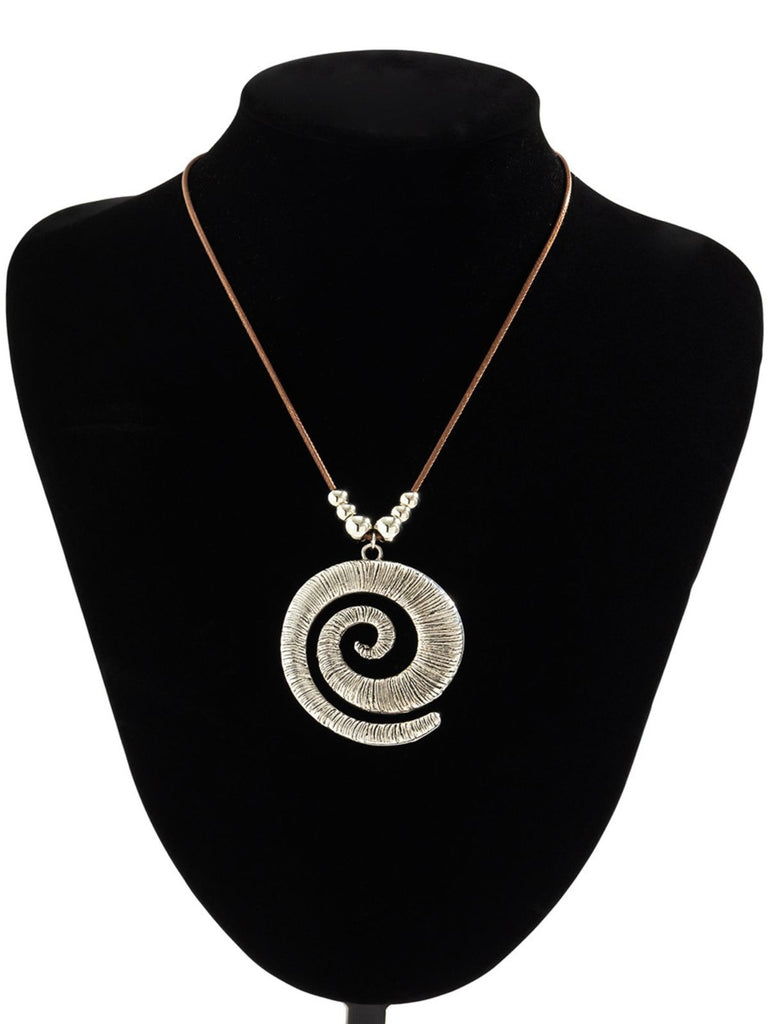 She adds this Conch Starfish Pendant Leather Cord Necklace and suddenly it's vintage perfection