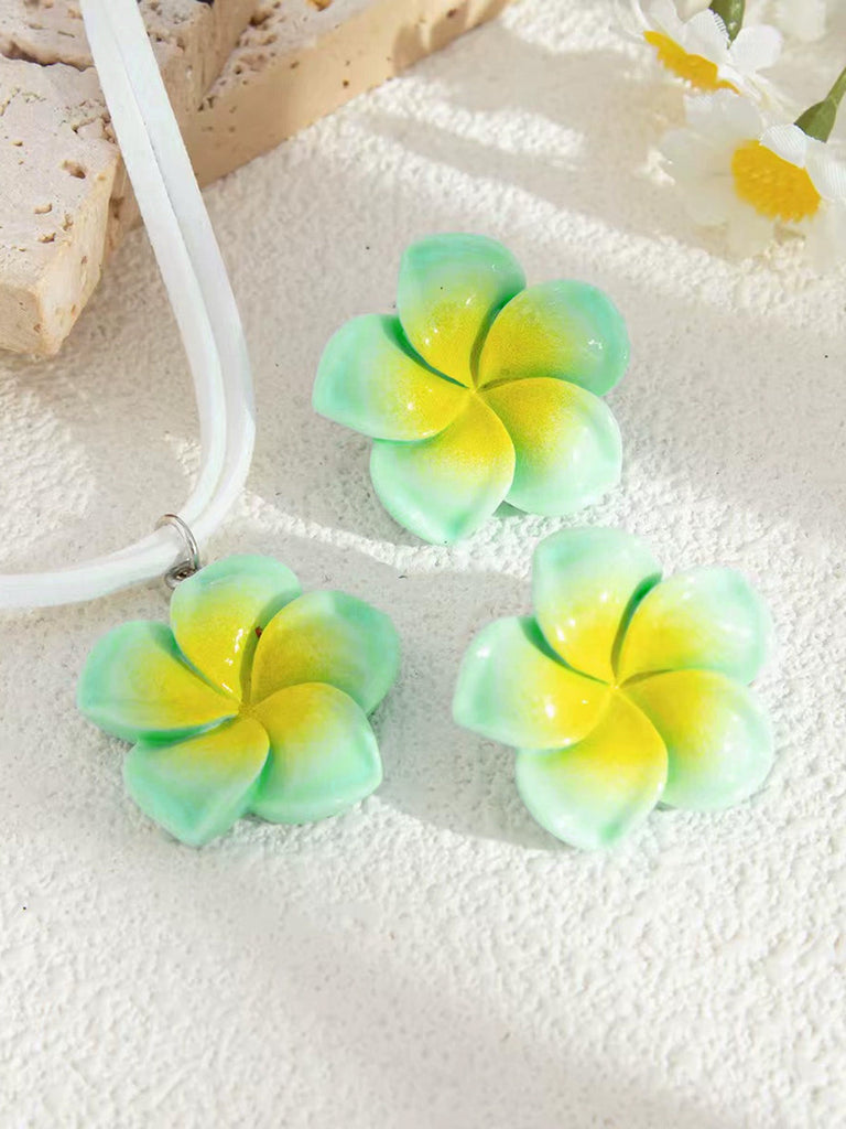 Flower Pendant Necklace & Stud Earrings Set, vintage fashion, retro style - perfect for women who love vintage and retro fashion