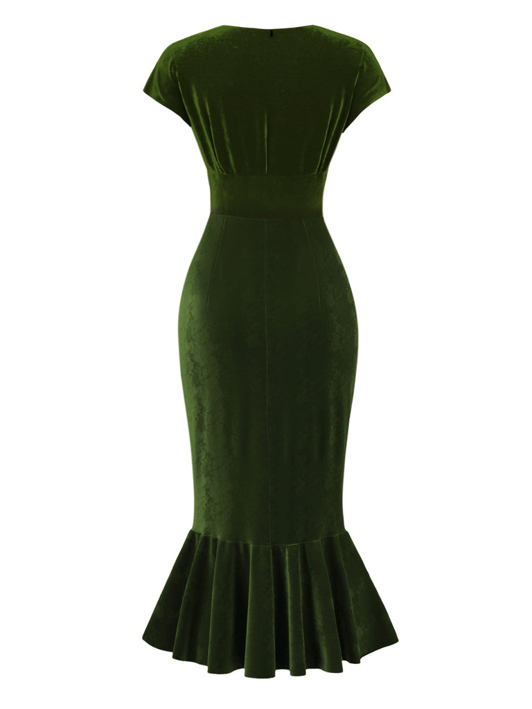 Green 1930s Button V-Neck Velvet Fishtail Dress: where 1930s romance meets her modern spirit