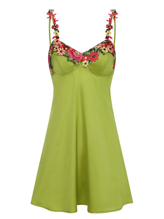 Green 1950s 3D Floral Suspender Sleepwear, vintage fashion, retro style - perfect for women who love vintage and retro fashion