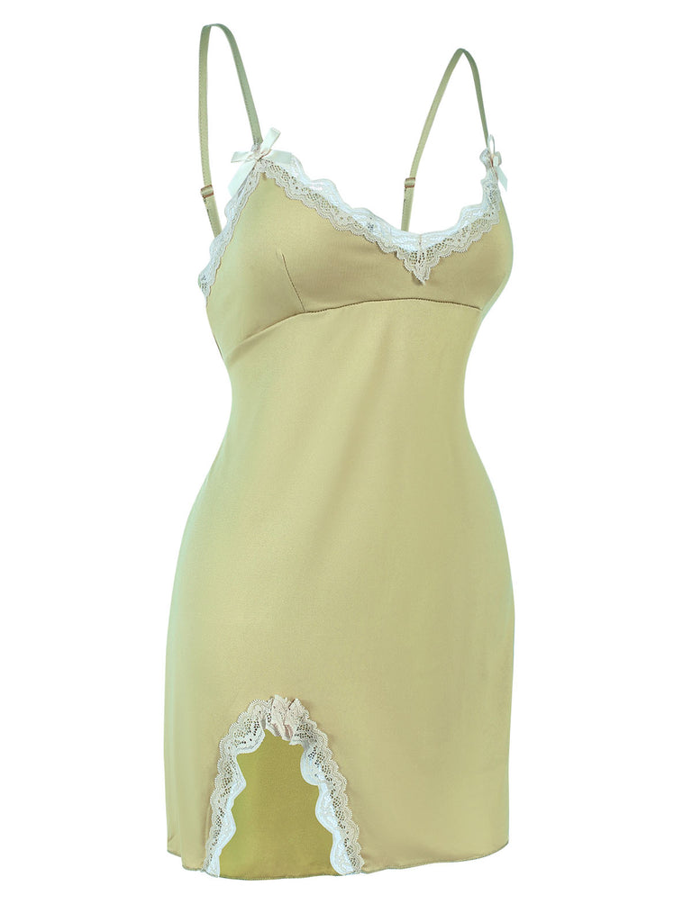 Green 1960s Lace Slit Nightgown & Robe, vintage fashion, retro style - perfect for women who love vintage and retro fashion
