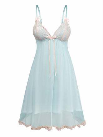 She slips into this Green 1960s Mesh Lace Patchwork Bow Straps Nightdress and suddenly it's a 1960s daydream