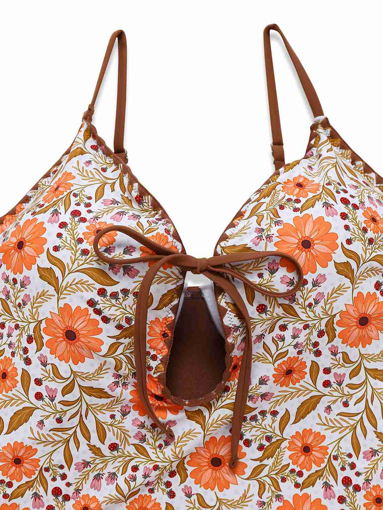 This Khaki 1950s Floral Keyhole One-Piece Swimsuit carries 1950s vacation dreams in every stitch