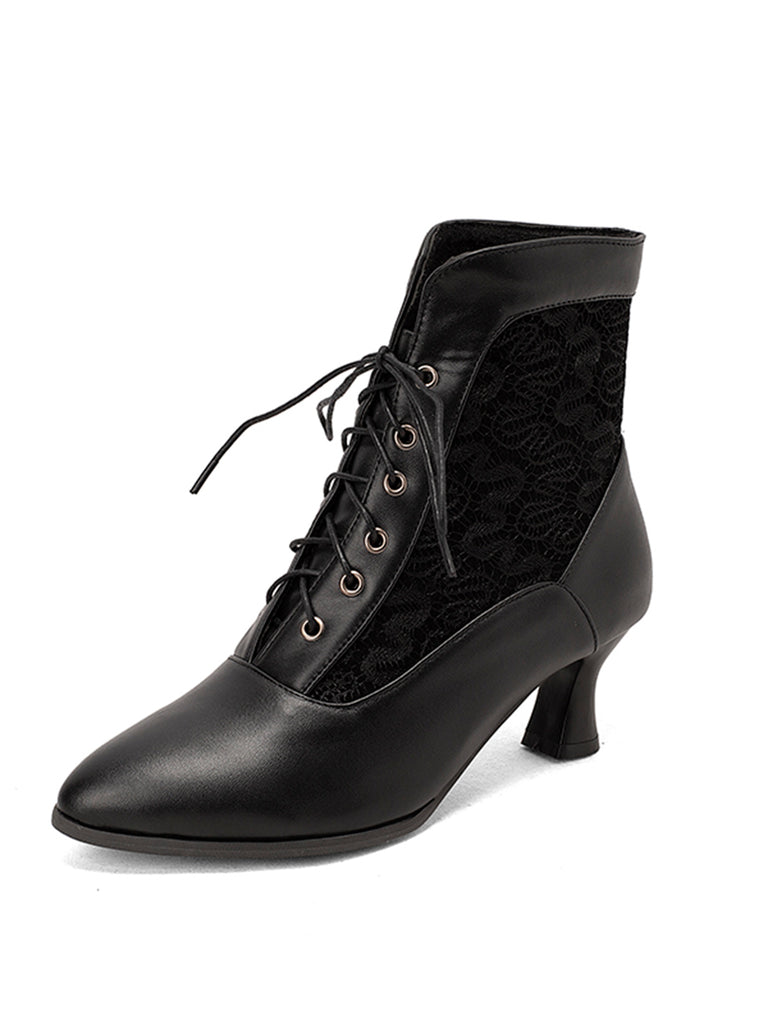 She finds her 1950s story in this Lace Pointed Leather Heel Vintage Boots