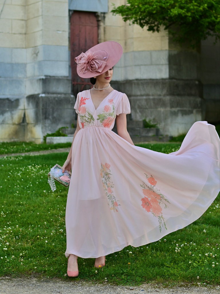 Pink 1940s V-Neck Ruffle Sleeve Floral Print Dress, vintage dress, retro fashion, floral print - perfect for women who love vintage and retro fashion