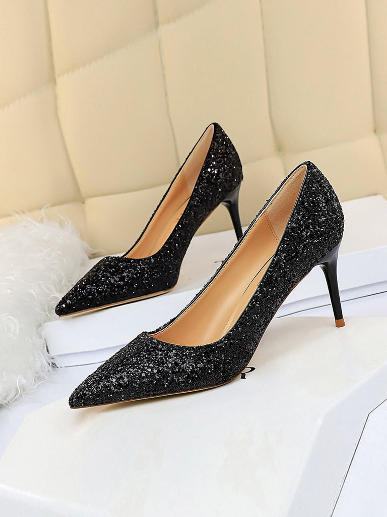 Pointed Toe Sequins Glitter High Heels Shoes: timeless vintage elegance she makes her own