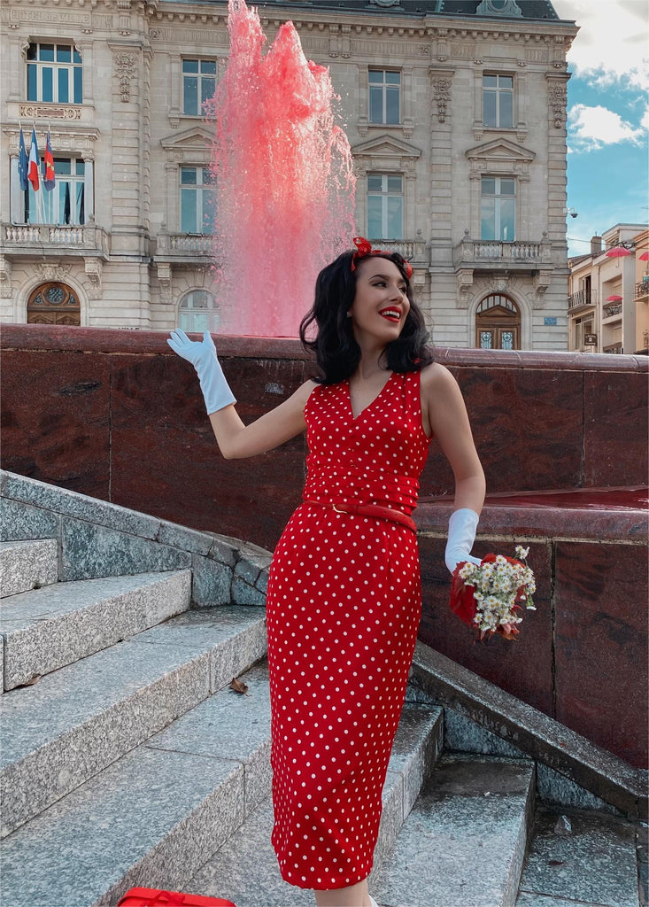 Red 1960s Dots V-Neck Pencil Dress: timeless style reimagined