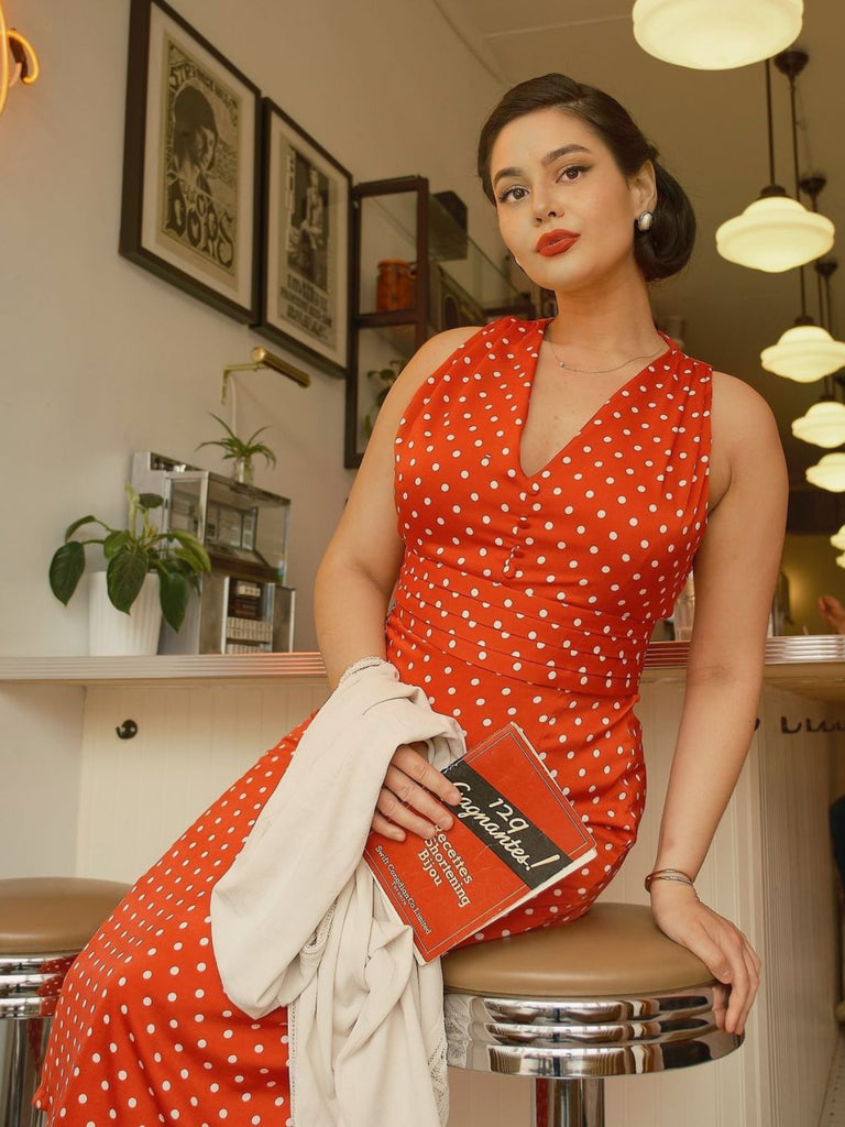 Red 1960s Dots V-Neck Pencil Dress: where 1960s romance meets her modern spirit