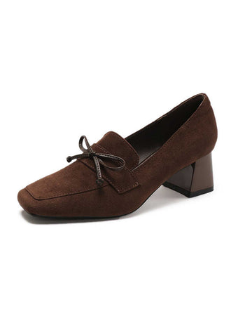 She finds her 1950s story in this Retro Bow Square Toe High Heels Shoes