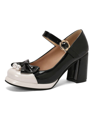 She finds her 1950s story in this Retro Leather Colorblock Bowknot Chunky Heels