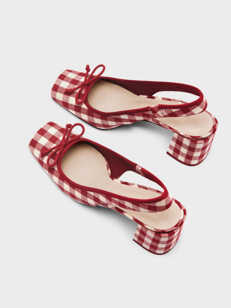 This Retro Mary Jane Plaid Chunky Heel Shoes whispers 1950s secrets to those who notice