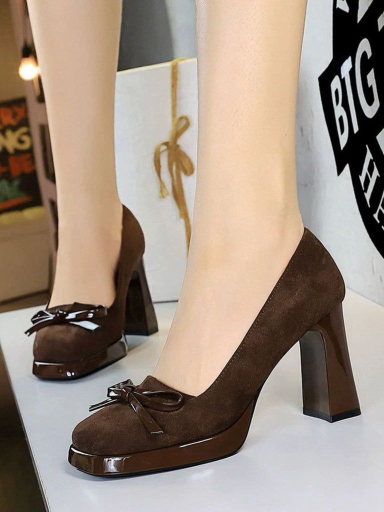 Retro Suede Bowknot Chunky High Heels — 1950s vintage charm for her modern wardrobe