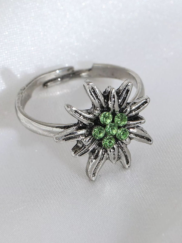 Vintage Edelweiss Rhinestone Ring