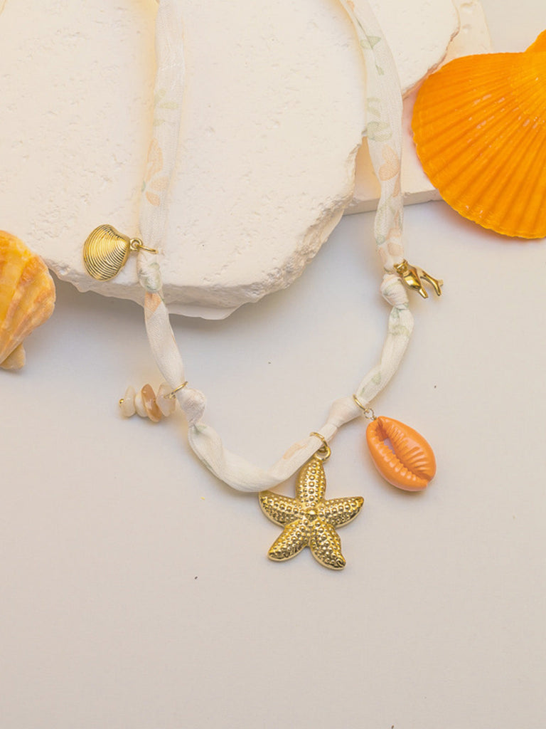 Seashell Starfish Charm Beach Necklace: beautiful vintage accessory, retro jewelry, classic style with timeless appeal