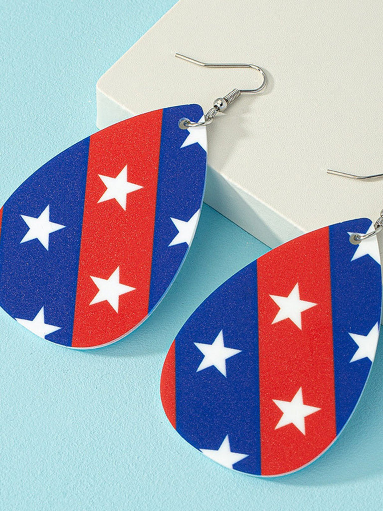This Star‑Spangled Independence Day Teardrop Earrings carries vintage stories waiting to be told