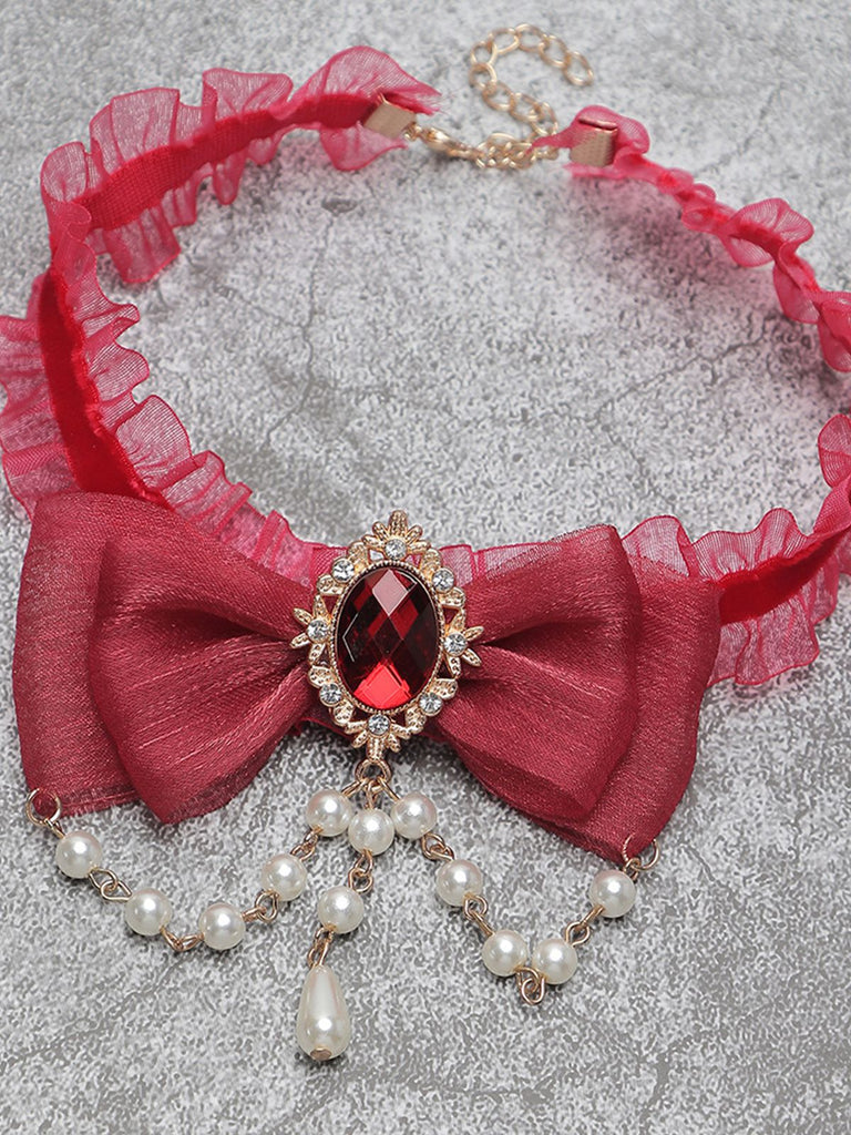 Vintage Bow Halloween Pearl Gemstone Necklace: 1950s detail work for the woman who notices
