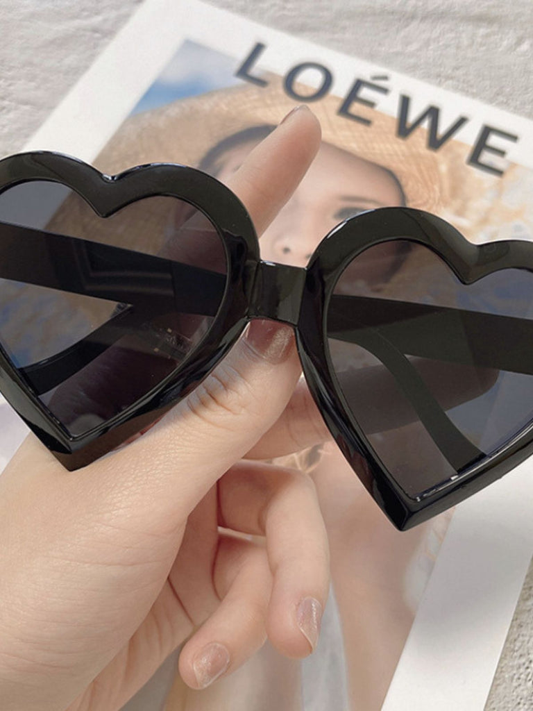 Vintage Curved Heart Frame Sunglasses - vintage fashion, retro style