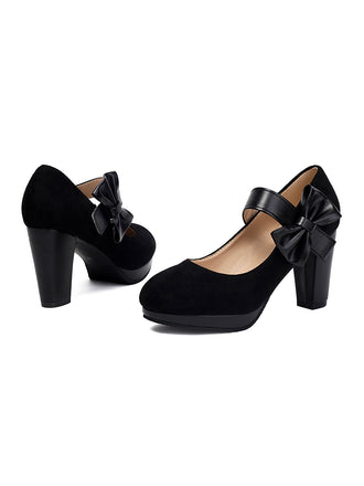 She finds her 1950s story in this Vintage Mary Jane Bow Chunky Heel Shoes