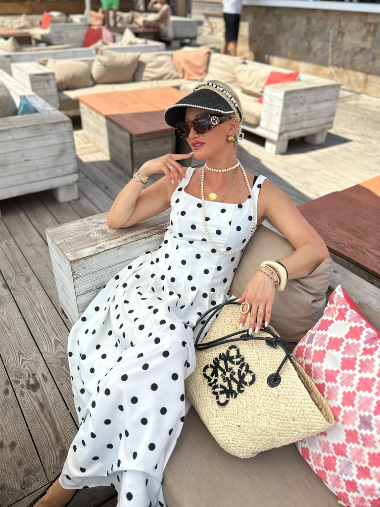 White 1950s Square Neck Polka Dot Sleeveless Pleated Dress, vintage dress, retro fashion, rockabilly, pin-up fashion - vintage inspired fashion