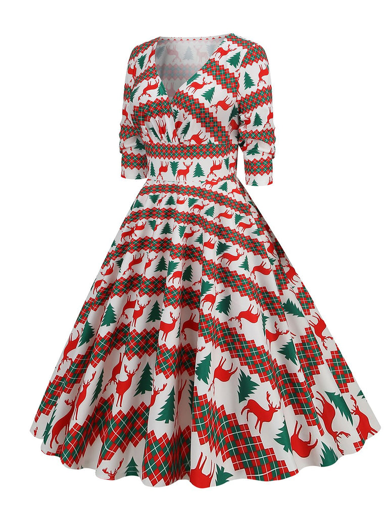 This 1950s Christmas Patchwork V-neck Dress wraps her in 1950s elegance, one twirl at a time