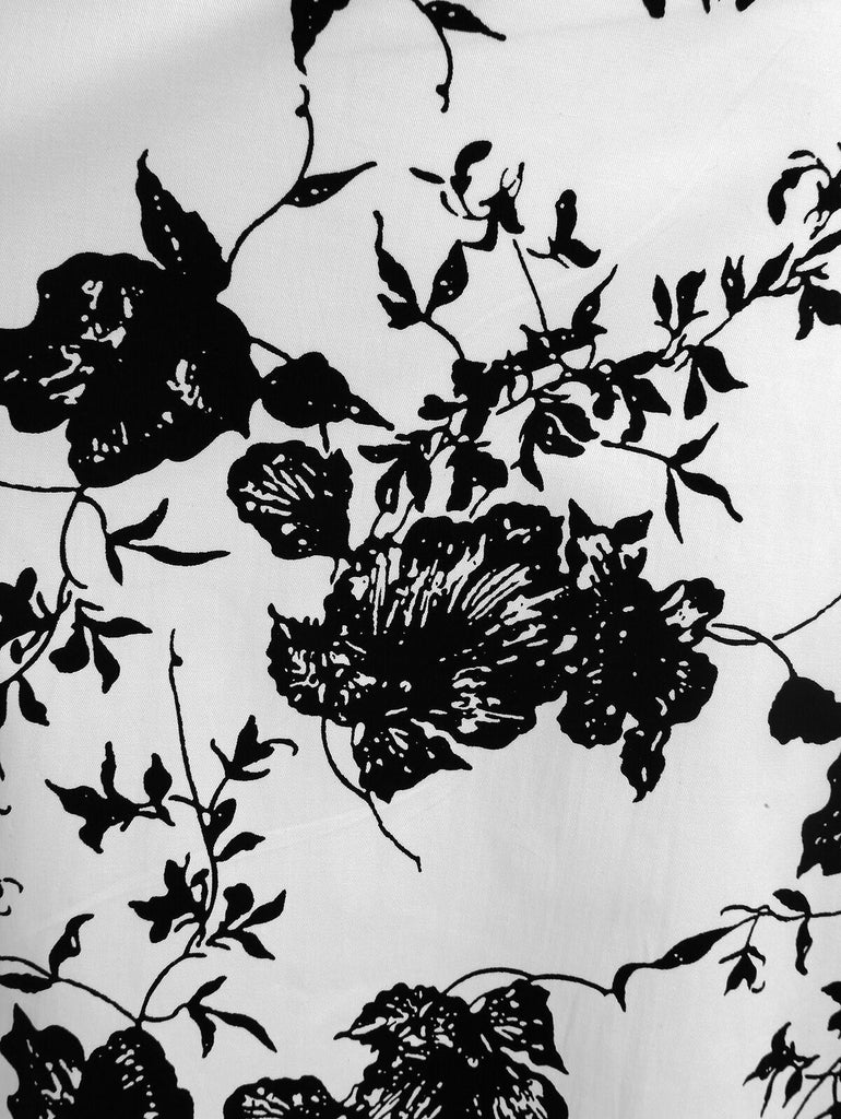 1950s Floral Swing Dress: elegant vintage style