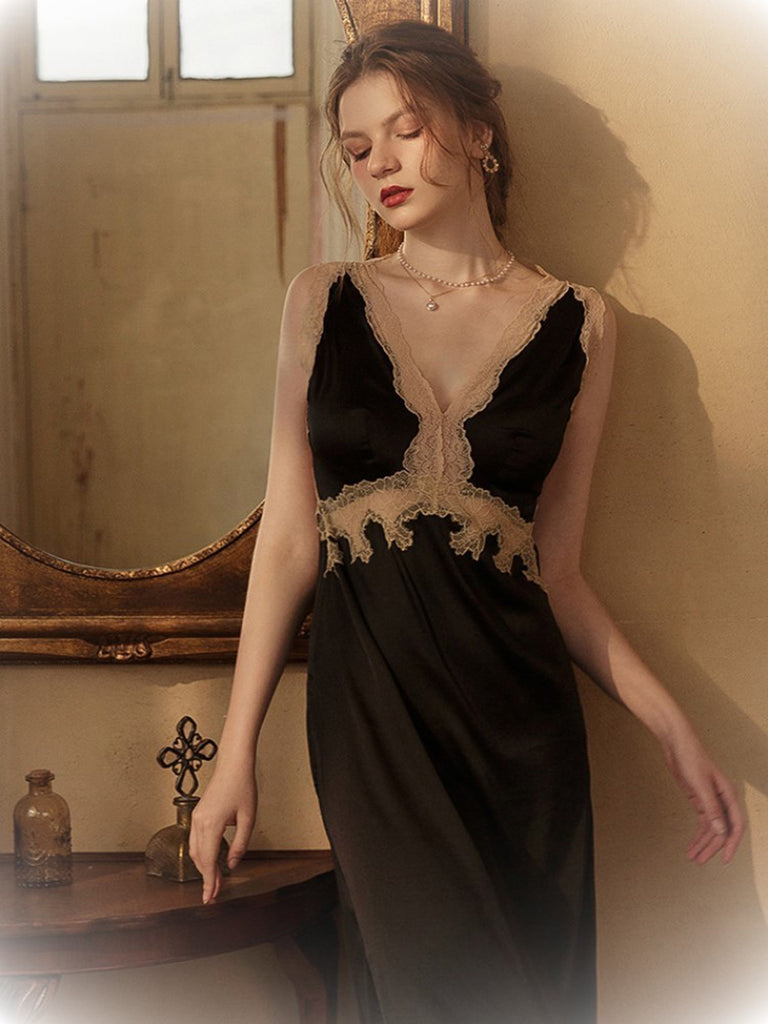 1950s Lace Backless V-Neck Satin Sleepwear: timeless style reimagined