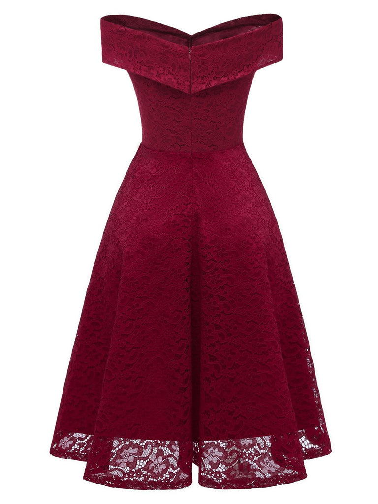 This 1950s Lace Floral Swing Dress wraps her in 1950s elegance, one twirl at a time
