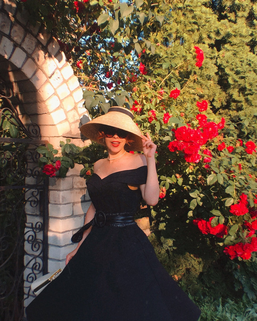 1950s Off Shoulder Swing Dress: timeless style reimagined