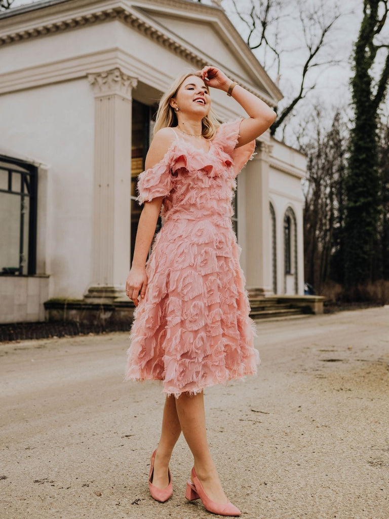 1950s Ruffle Tassel Feather Solid Dress: timeless style reimagined