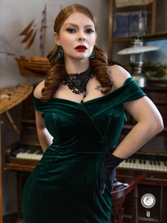 1960s Off Shoulder Velvet Bodycon Dress: timeless style reimagined