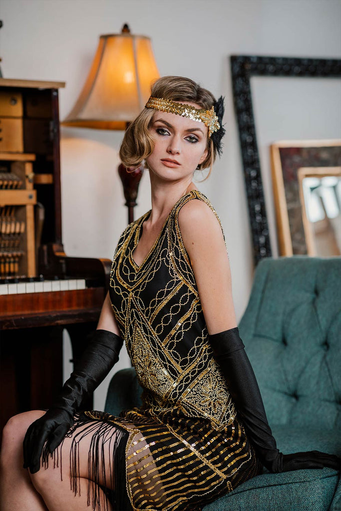 Gold 1920s Sequined Flapper Dress — a 1920s silhouette that turns sidewalks into runways